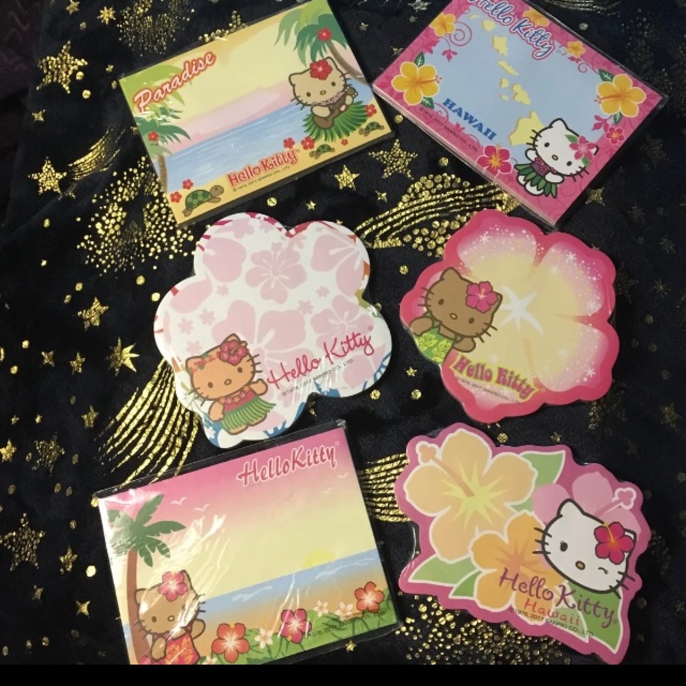 Hello Kitty sticky note bundle